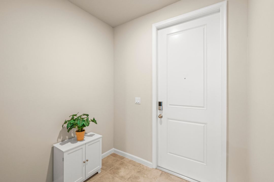 For Sale: $381,999 (3 beds, 2 baths, 1454 Square Feet)