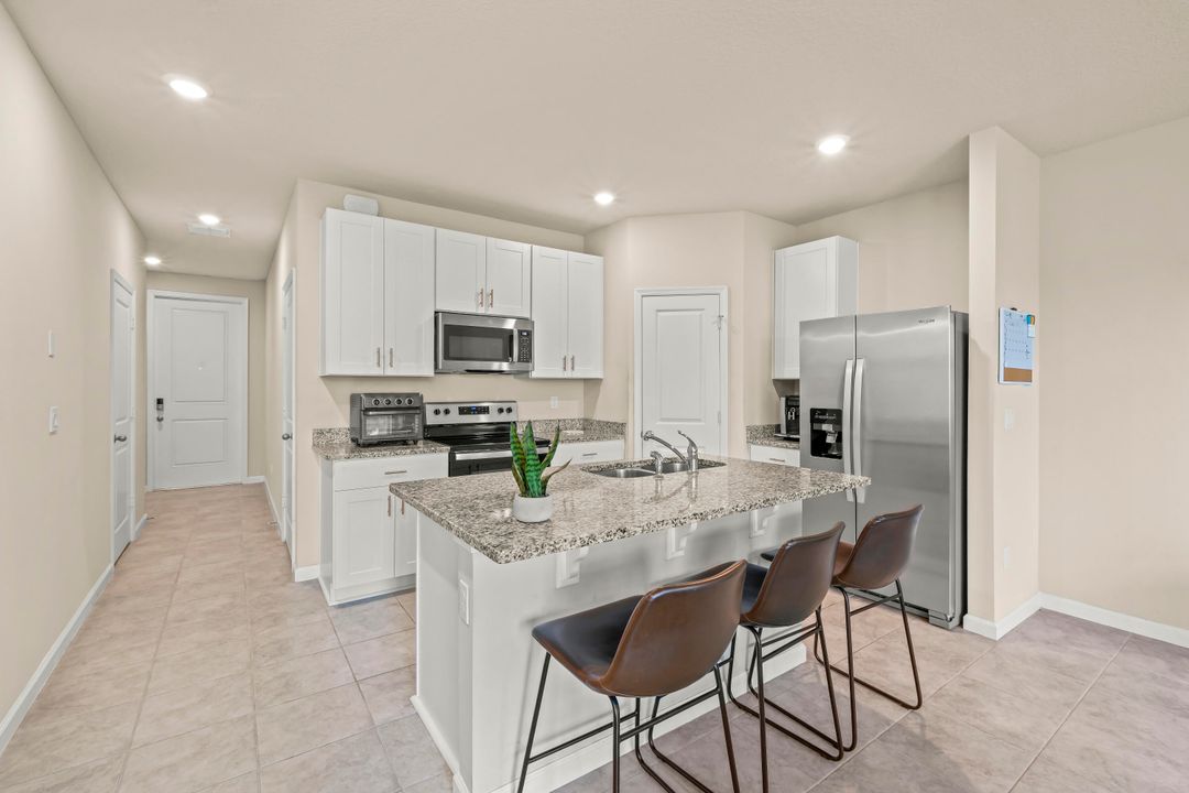 For Sale: $381,999 (3 beds, 2 baths, 1454 Square Feet)