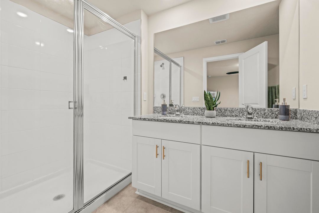 For Sale: $381,999 (3 beds, 2 baths, 1454 Square Feet)