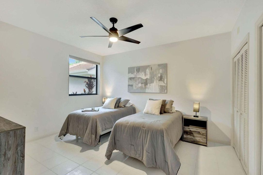 合同活跃: $5,500 (2 贝兹, 2 浴室, 1478 平方英尺)