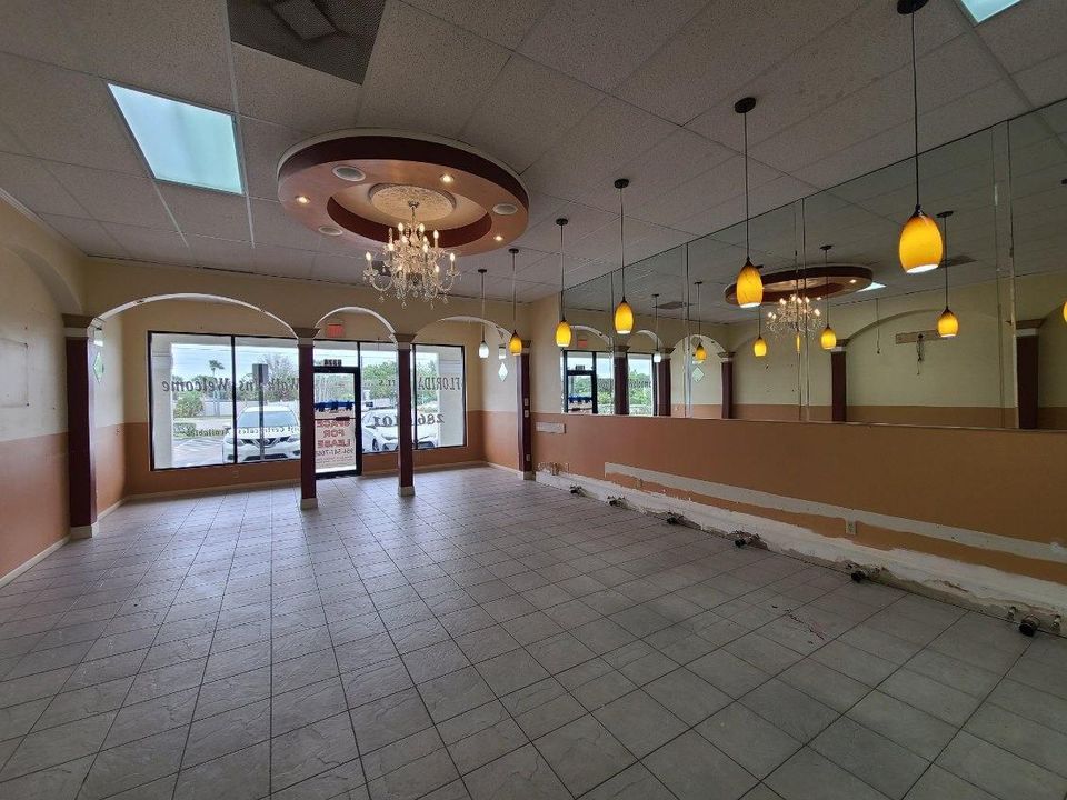 En Venta: $1,600 (0 camas, 0 baños, 9000 Pies cuadrados)