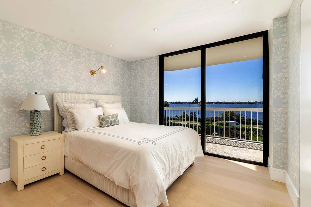 待售: $4,250,000 (3 贝兹, 3 浴室, 2470 平方英尺)