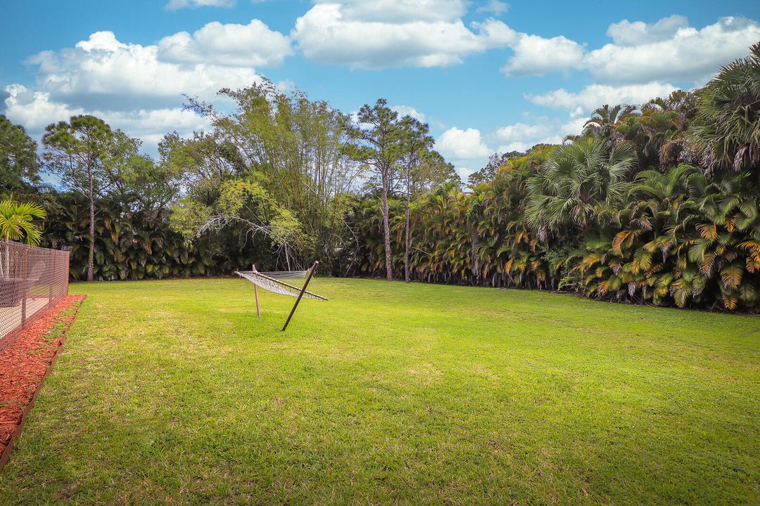 Activo con contrato: $859,000 (3 camas, 2 baños, 1926 Pies cuadrados)