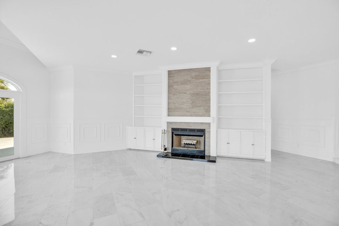 For Sale: $3,350,000 (4 beds, 3 baths, 3798 Square Feet)