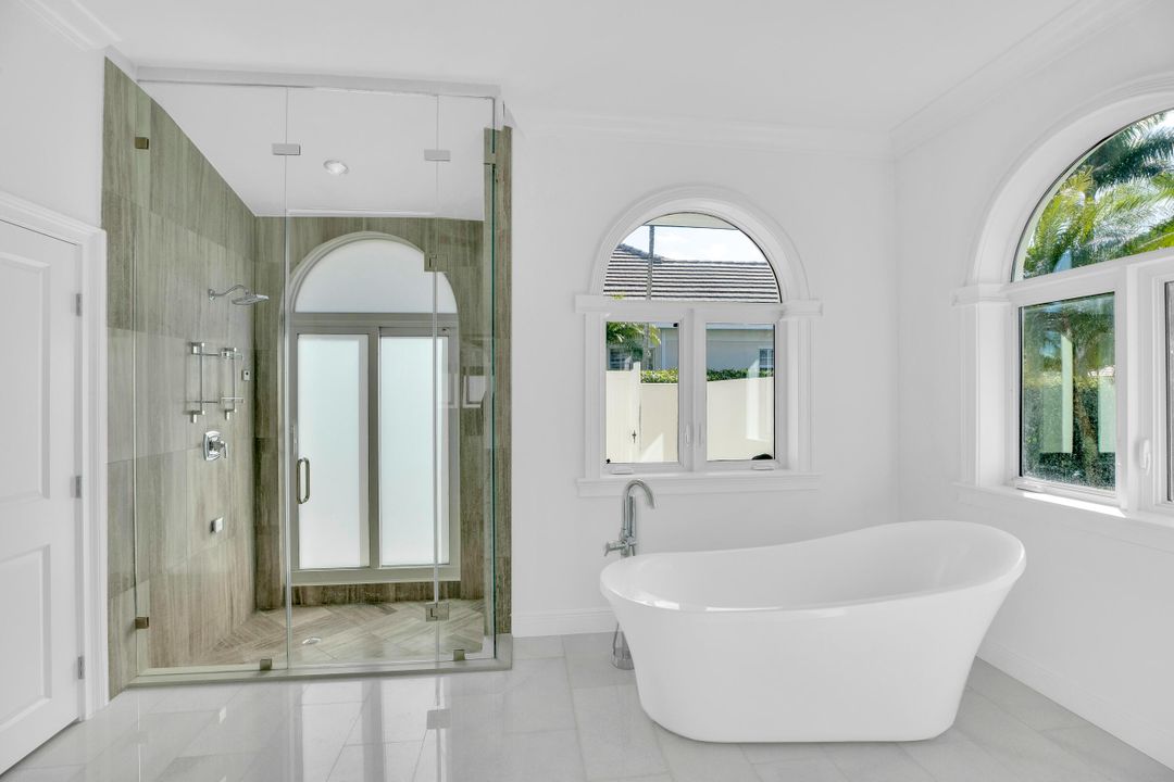 For Sale: $3,350,000 (4 beds, 3 baths, 3798 Square Feet)