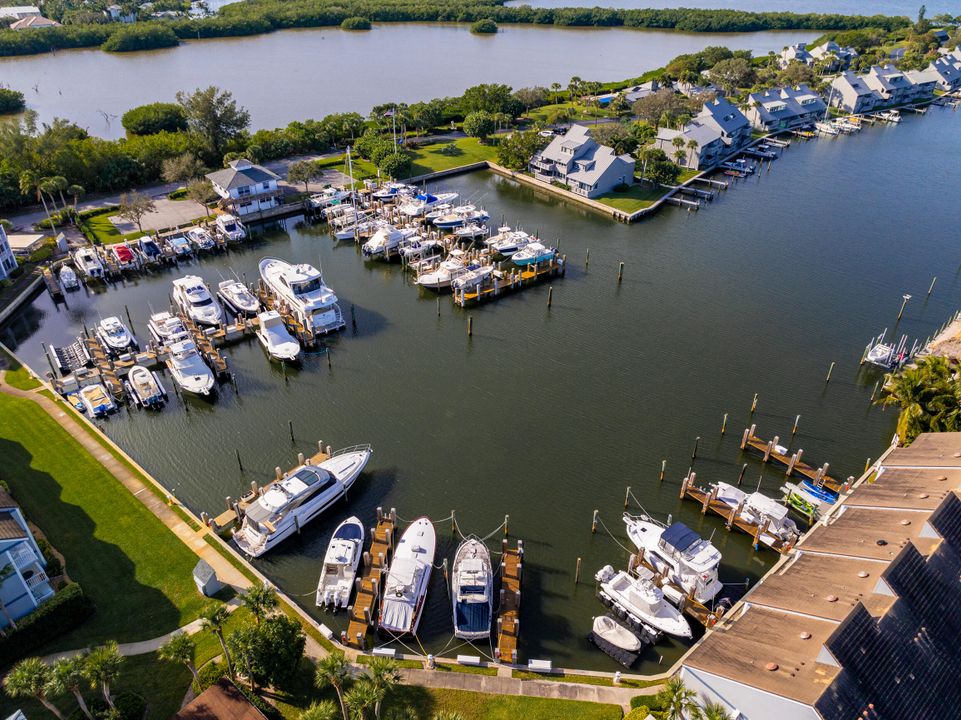 For Sale: $3,350,000 (4 beds, 3 baths, 3798 Square Feet)