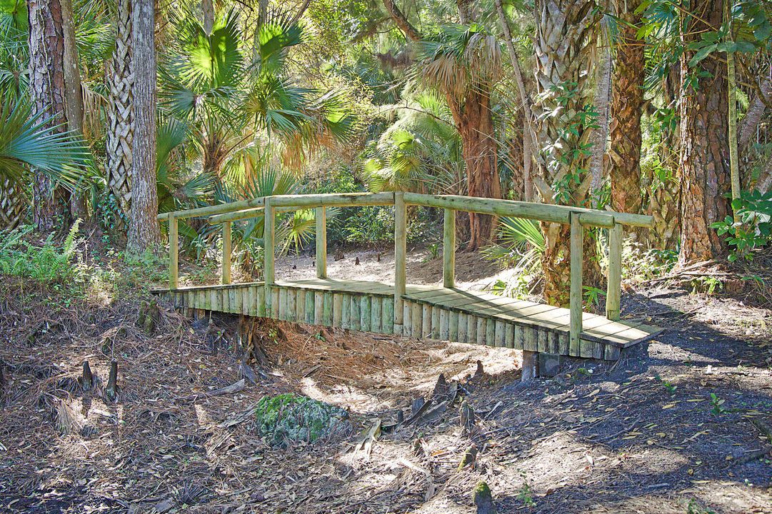 For Sale: $3,100,000 (3 beds, 2 baths, 1594 Square Feet)