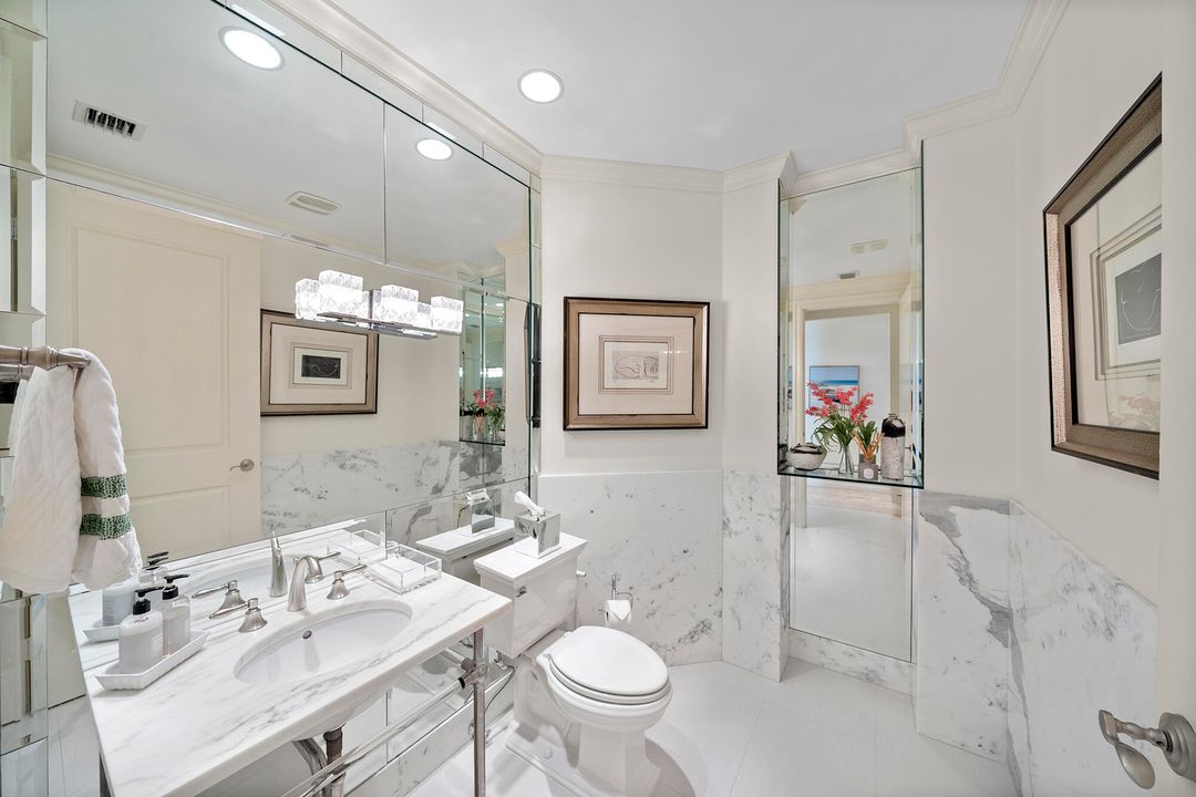 На продажу: $10,500,000 (5 спален, 5 ванн, 7445 Квадратных фут)