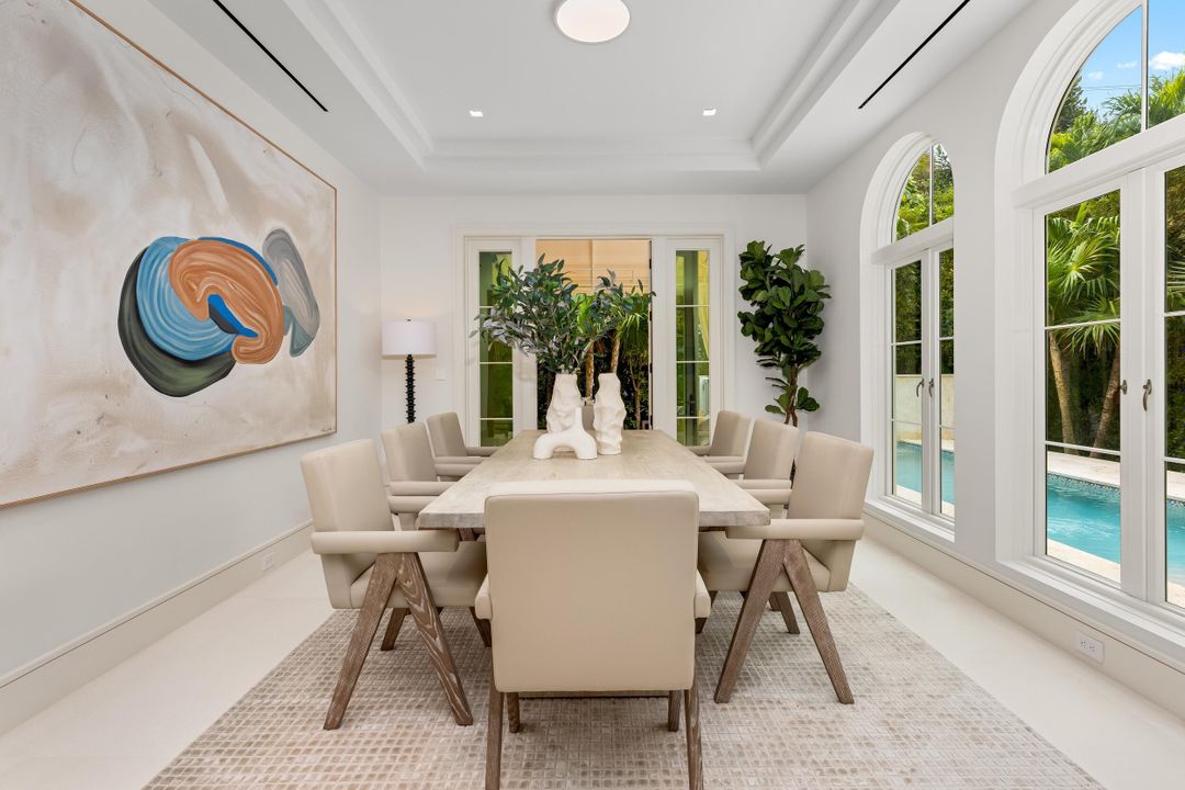 Active With Contract: $13,999,000 (4 beds, 5 baths, 3765 Square Feet)