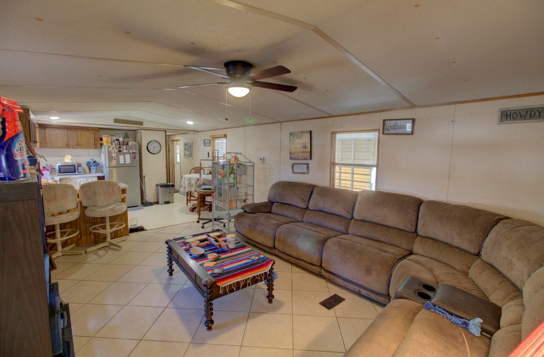 For Sale: $180,000 (2 beds, 2 baths, 1507 Square Feet)