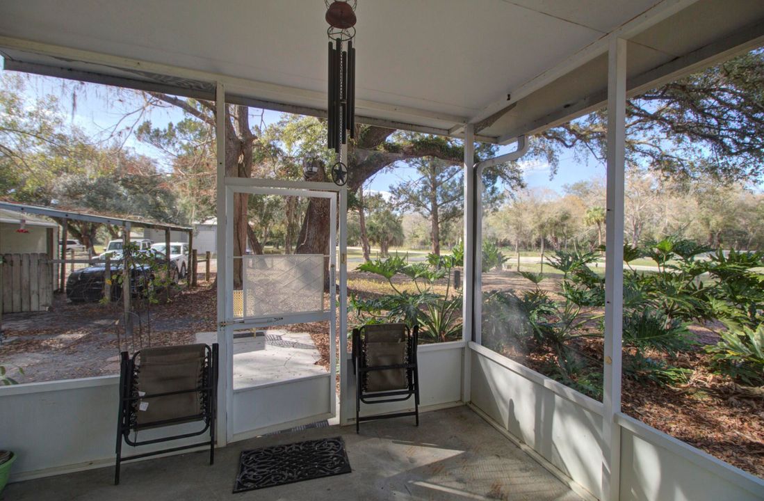 For Sale: $180,000 (2 beds, 2 baths, 1507 Square Feet)