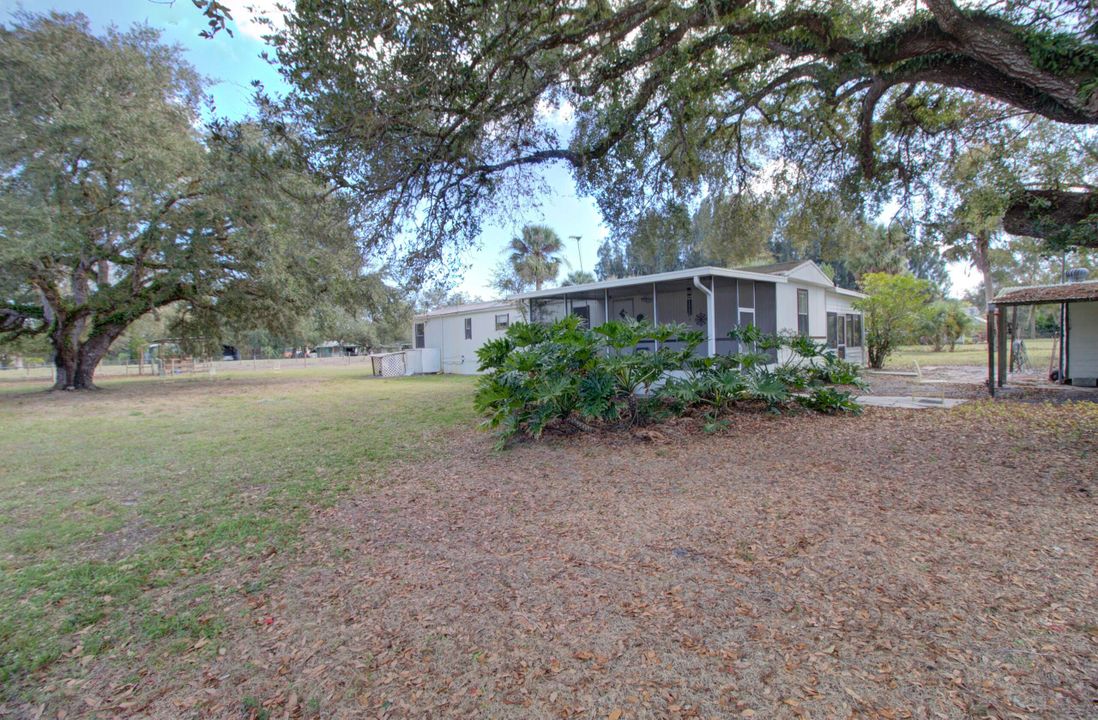For Sale: $180,000 (2 beds, 2 baths, 1507 Square Feet)