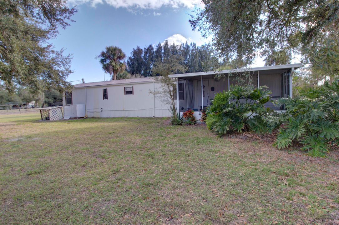 For Sale: $180,000 (2 beds, 2 baths, 1507 Square Feet)