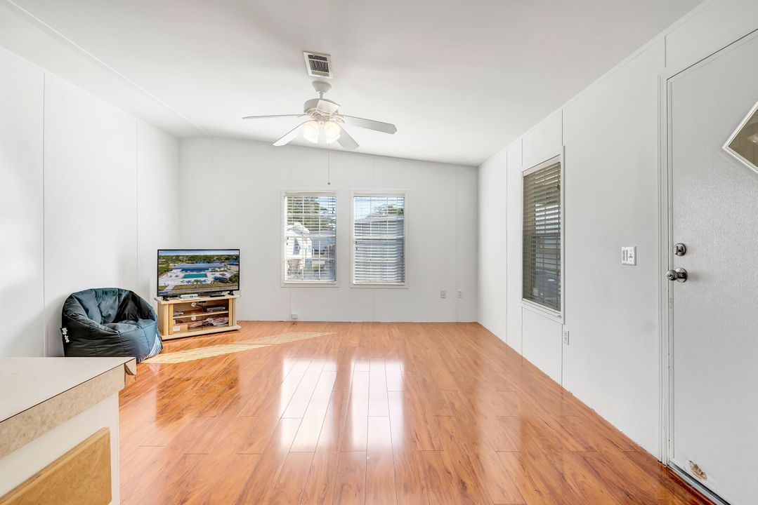 For Sale: $89,000 (2 beds, 2 baths, 1263 Square Feet)