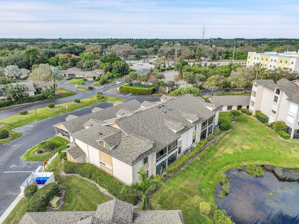 На продажу: $270,000 (2 спален, 2 ванн, 1105 Квадратных фут)