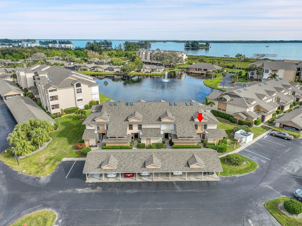 На продажу: $270,000 (2 спален, 2 ванн, 1105 Квадратных фут)