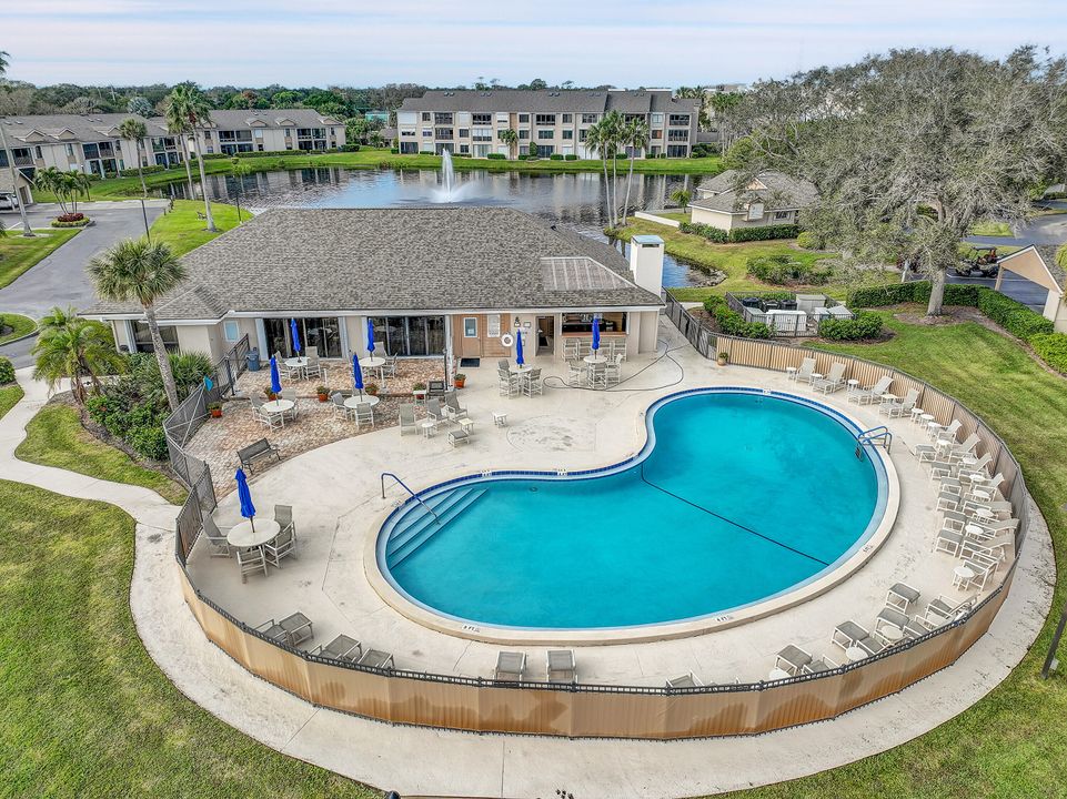 На продажу: $270,000 (2 спален, 2 ванн, 1105 Квадратных фут)