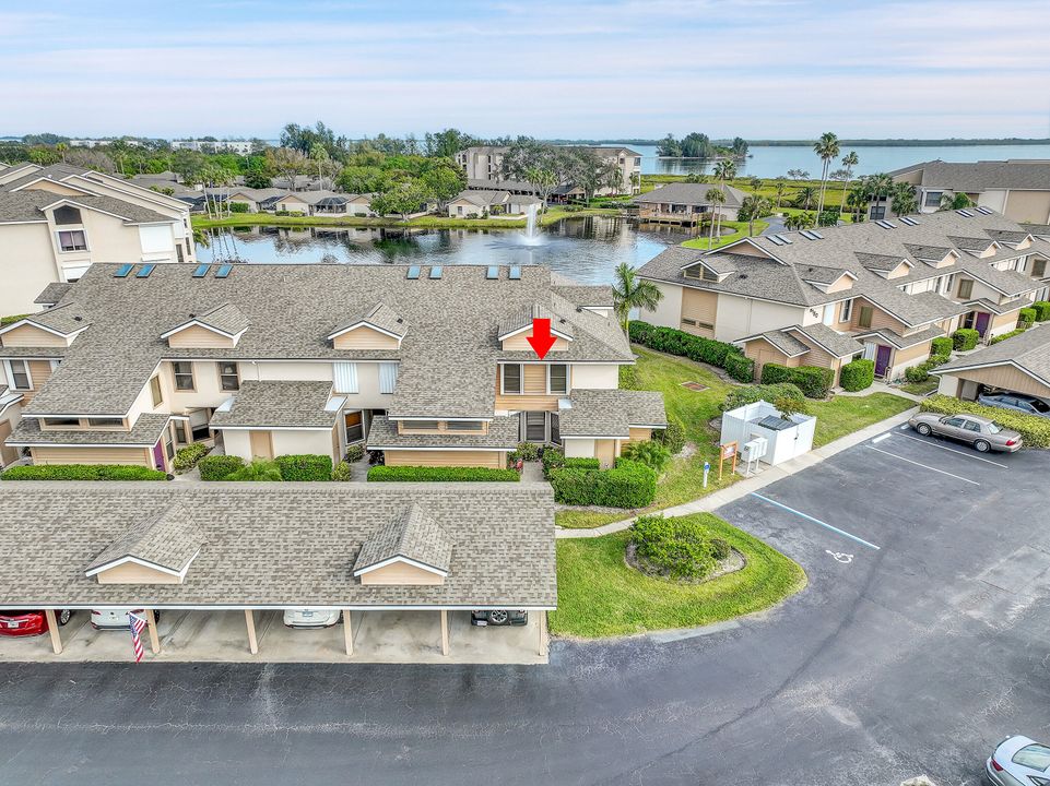 На продажу: $270,000 (2 спален, 2 ванн, 1105 Квадратных фут)