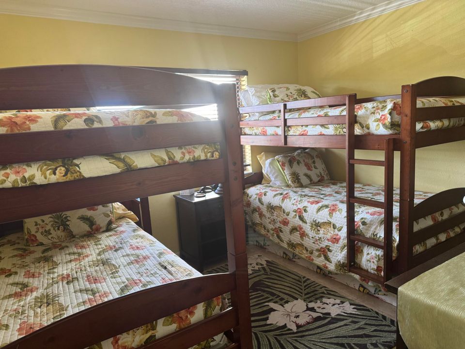 出租: $2,400 (2 贝兹, 2 浴室, 1053 平方英尺)