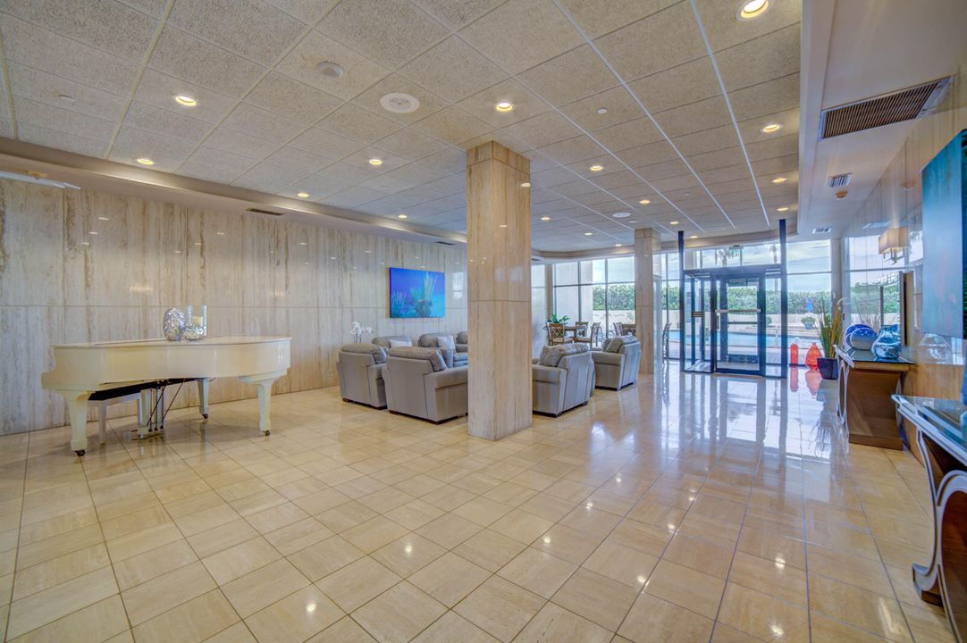 На продажу: $950,000 (2 спален, 2 ванн, 1679 Квадратных фут)