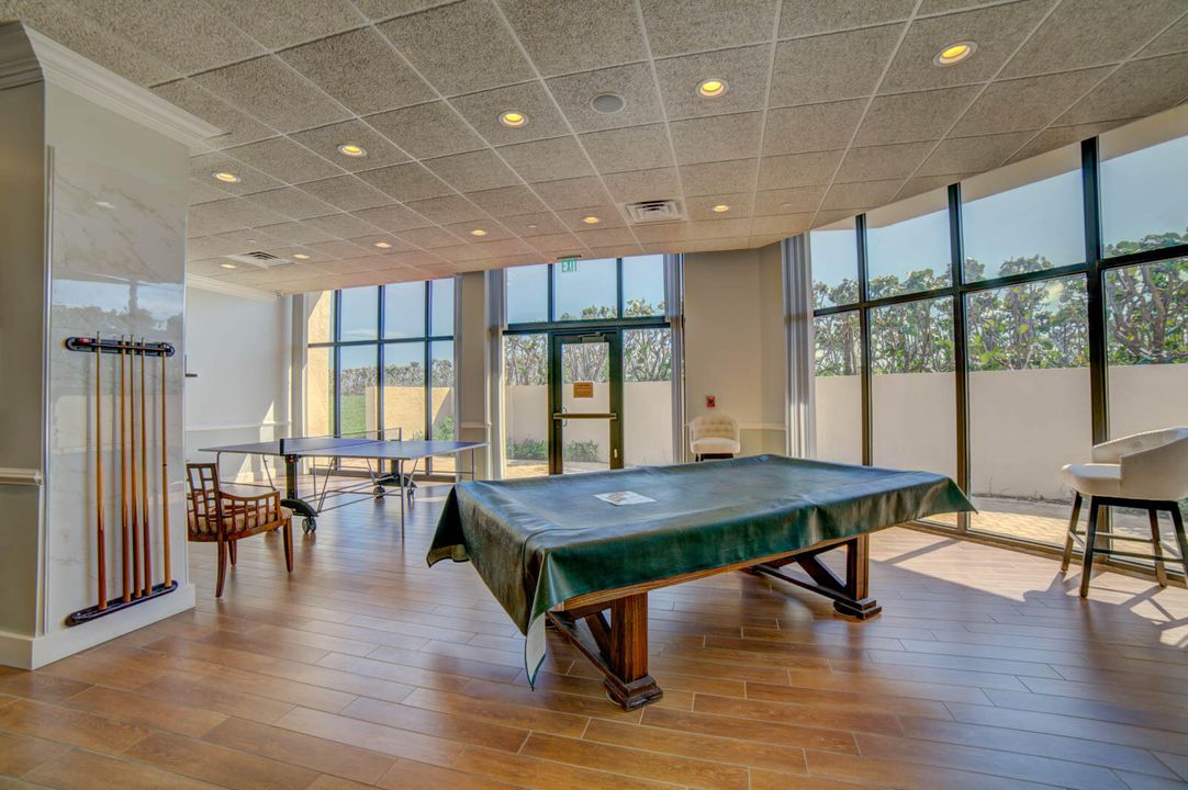 На продажу: $950,000 (2 спален, 2 ванн, 1679 Квадратных фут)