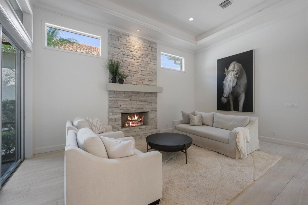 В аренду: $20,000 (3 спален, 4 ванн, 2395 Квадратных фут)