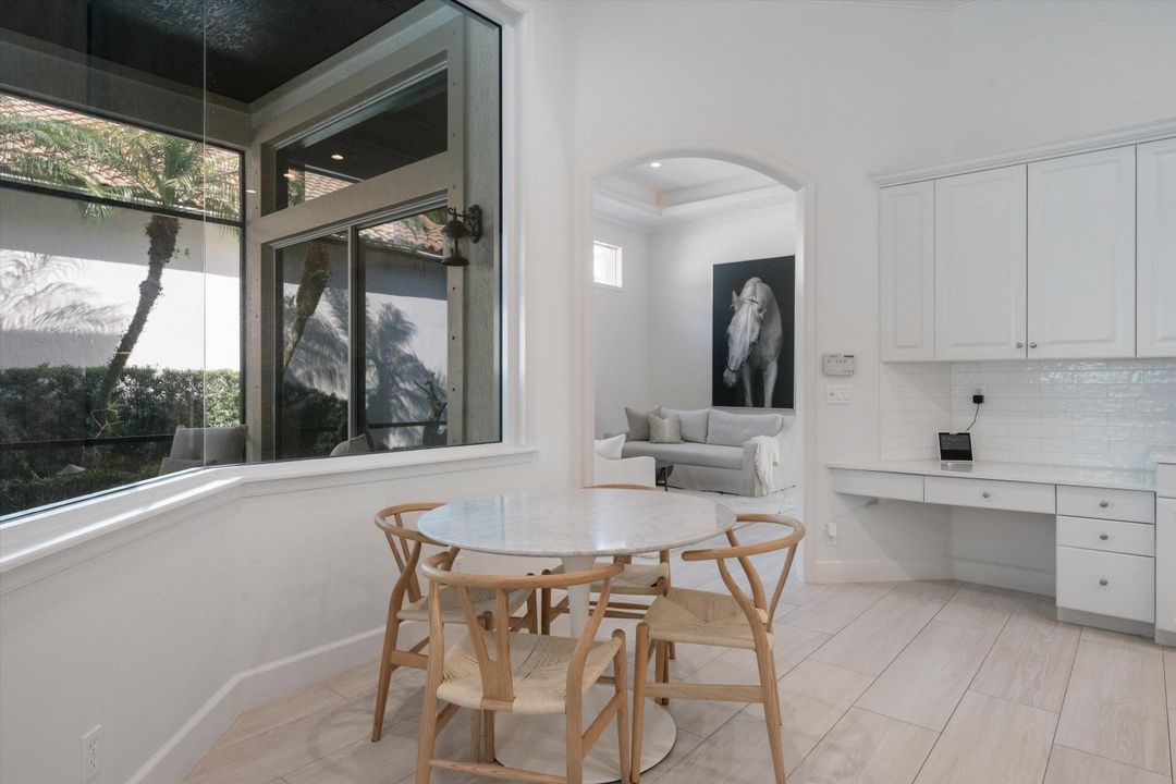 В аренду: $20,000 (3 спален, 4 ванн, 2395 Квадратных фут)