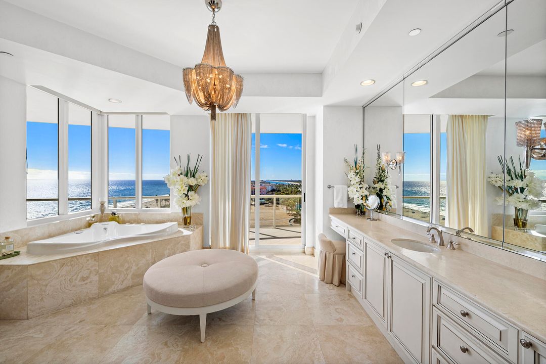 На продажу: $10,500,000 (5 спален, 5 ванн, 7445 Квадратных фут)