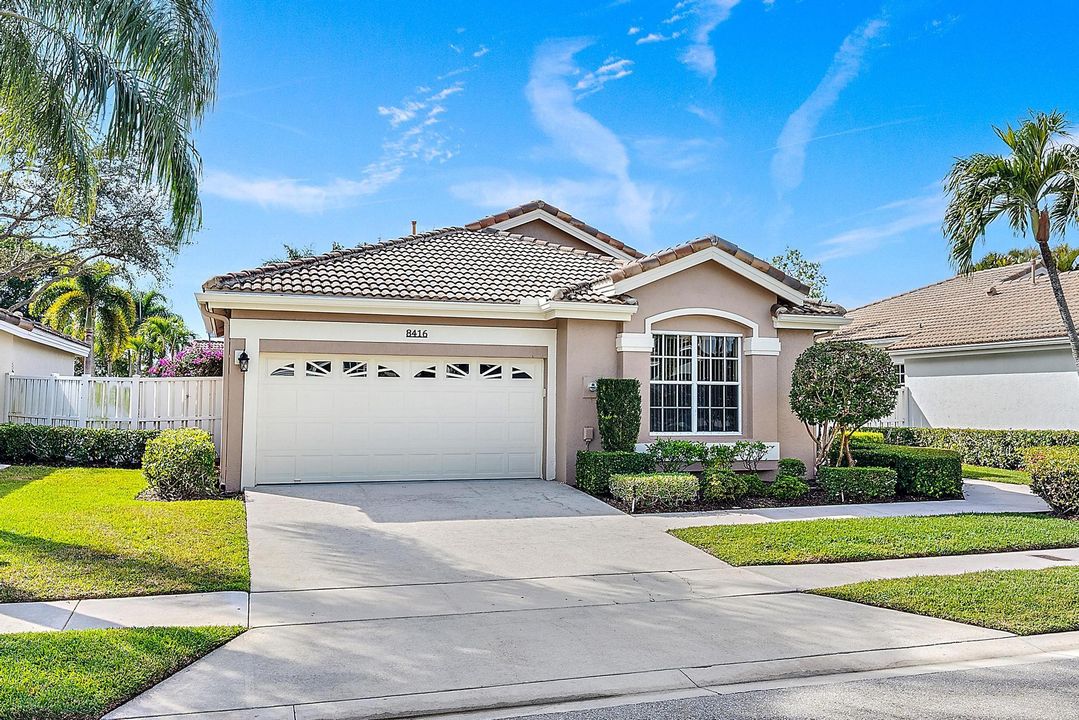 For Sale: $389,000 (3 beds, 2 baths, 1549 Square Feet)