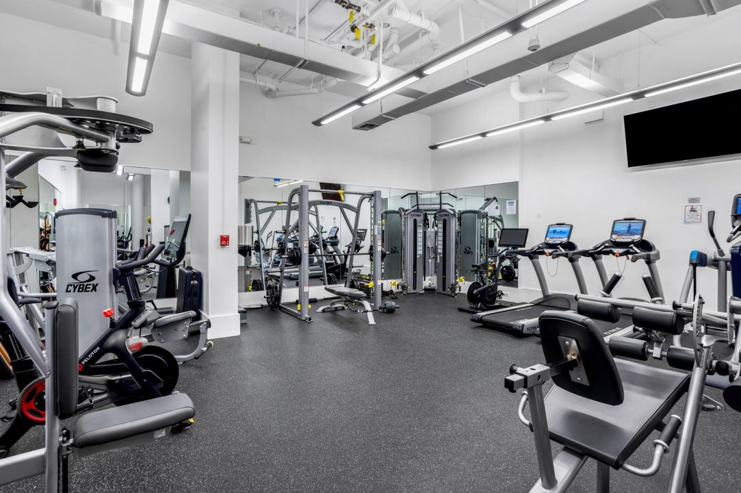 Active With Contract: $3,995,000 (2 beds, 2 baths, 2385 Square Feet)