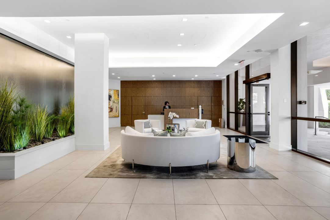 Active With Contract: $3,995,000 (2 beds, 2 baths, 2385 Square Feet)