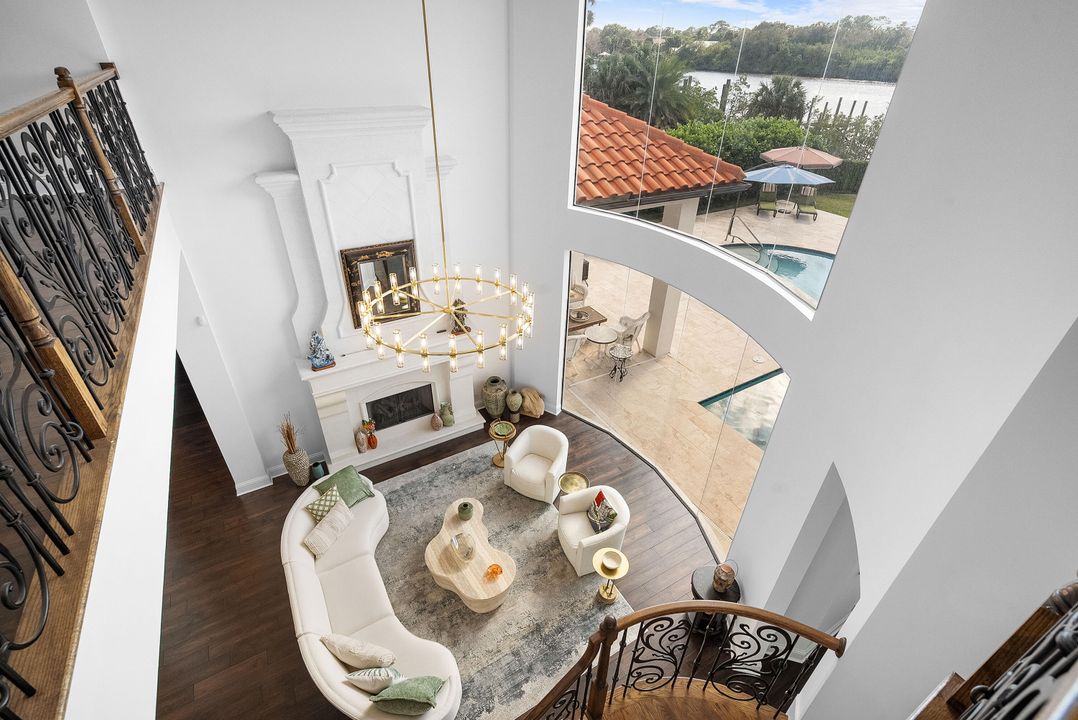 For Sale: $3,495,000 (6 beds, 7 baths, 6213 Square Feet)