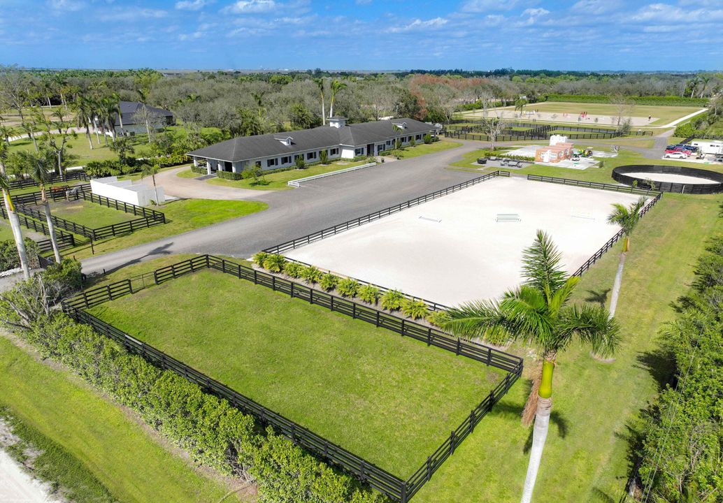 合同活跃: $3,900,000 (0 贝兹, 0 浴室, 1300 平方英尺)