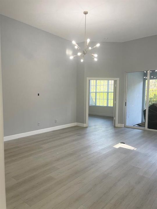 合同活跃: $2,950 (3 贝兹, 2 浴室, 1849 平方英尺)