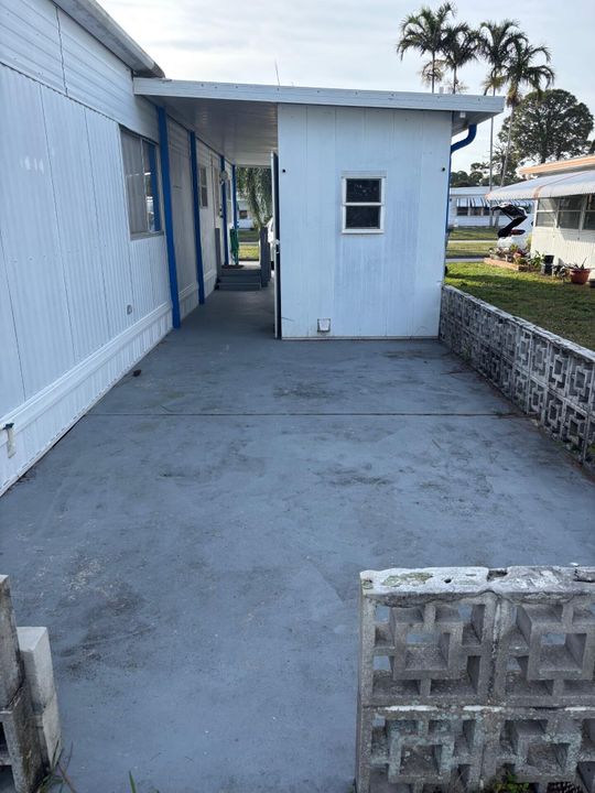 待售: $59,900 (2 贝兹, 2 浴室, 1240 平方英尺)