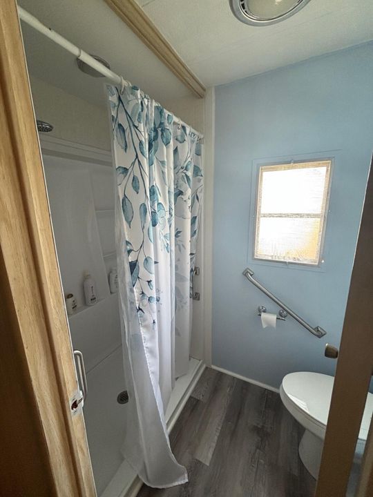 待售: $59,900 (2 贝兹, 2 浴室, 1240 平方英尺)