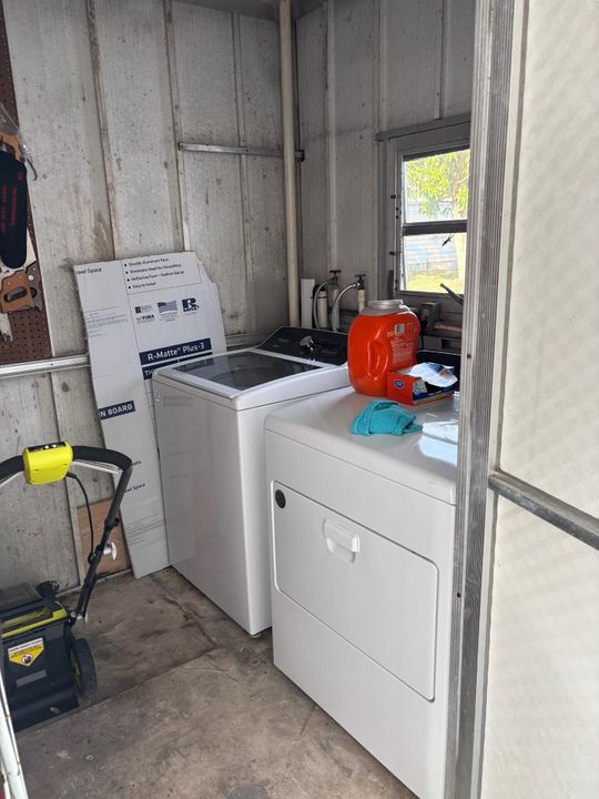 待售: $59,900 (2 贝兹, 2 浴室, 1240 平方英尺)