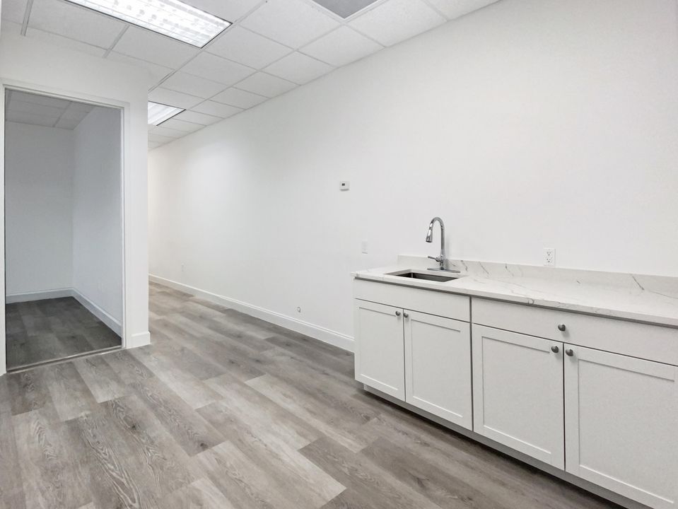 На продажу: $22 (0 спален, 0 ванн, 0 Квадратных фут)