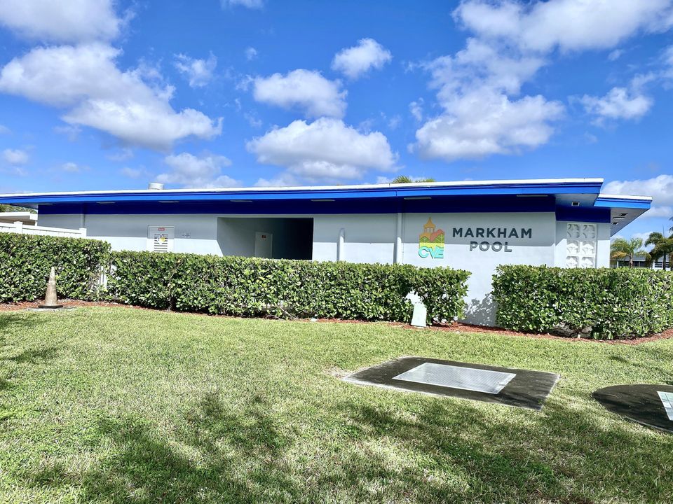 待售: $98,000 (2 贝兹, 1 浴室, 820 平方英尺)