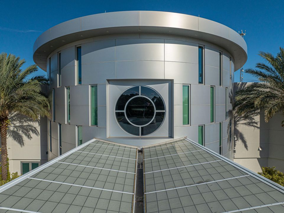 待售: $17,900,000 (0 贝兹, 0 浴室, 61819 平方英尺)