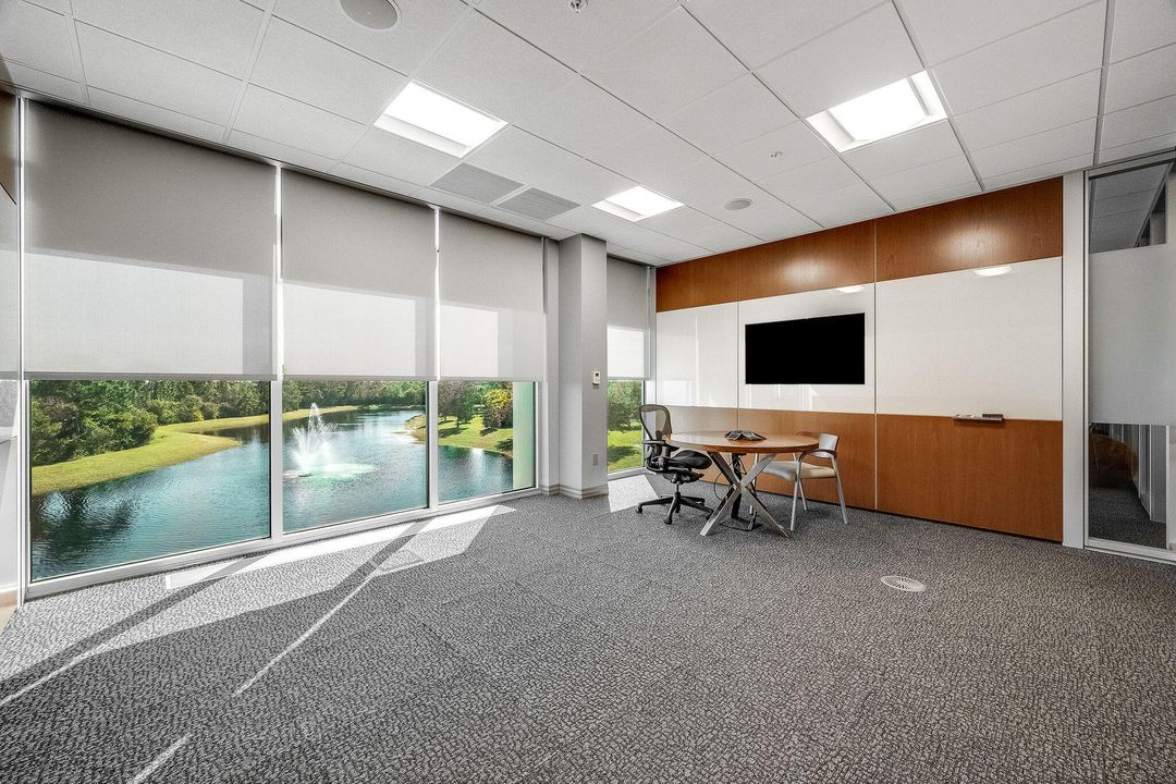 待售: $17,900,000 (0 贝兹, 0 浴室, 61819 平方英尺)