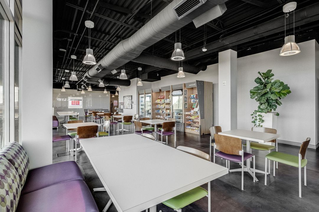 待售: $17,900,000 (0 贝兹, 0 浴室, 61819 平方英尺)