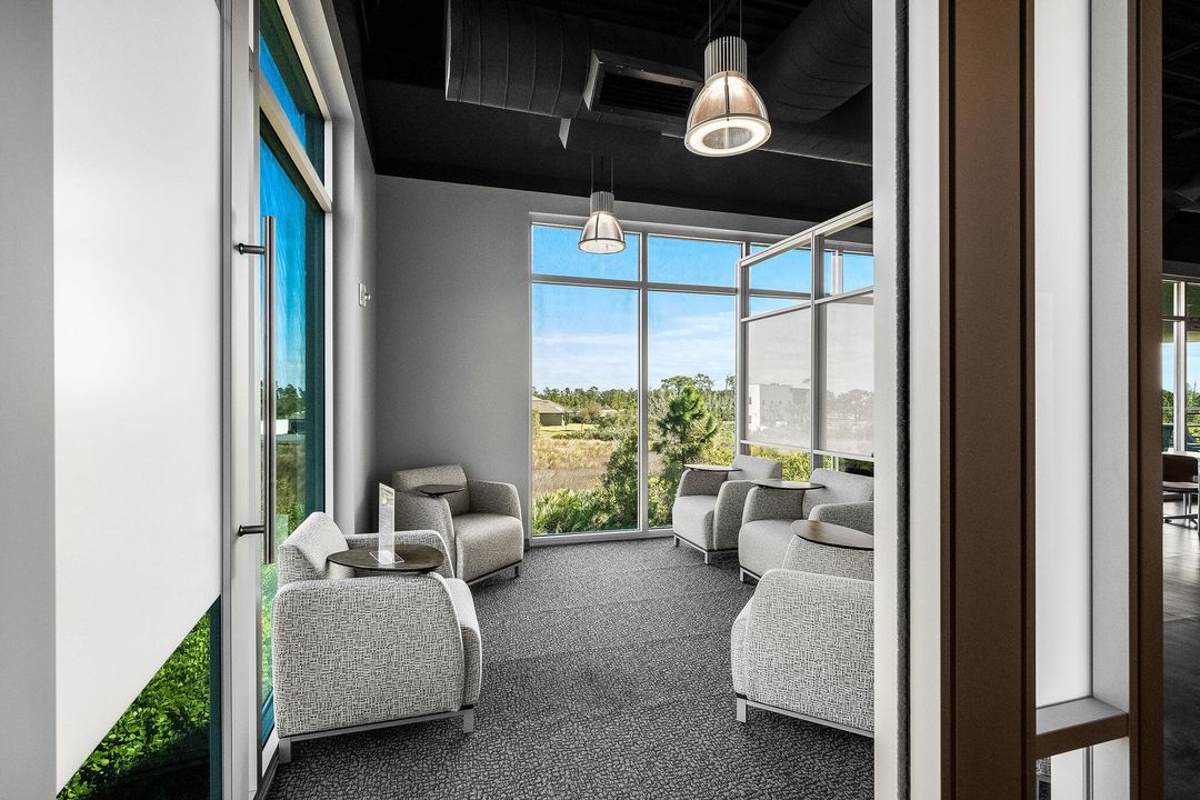 待售: $17,900,000 (0 贝兹, 0 浴室, 61819 平方英尺)