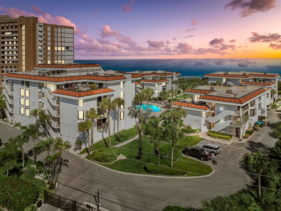 Activo con contrato: $375,000 (3 camas, 3 baños, 1919 Pies cuadrados)