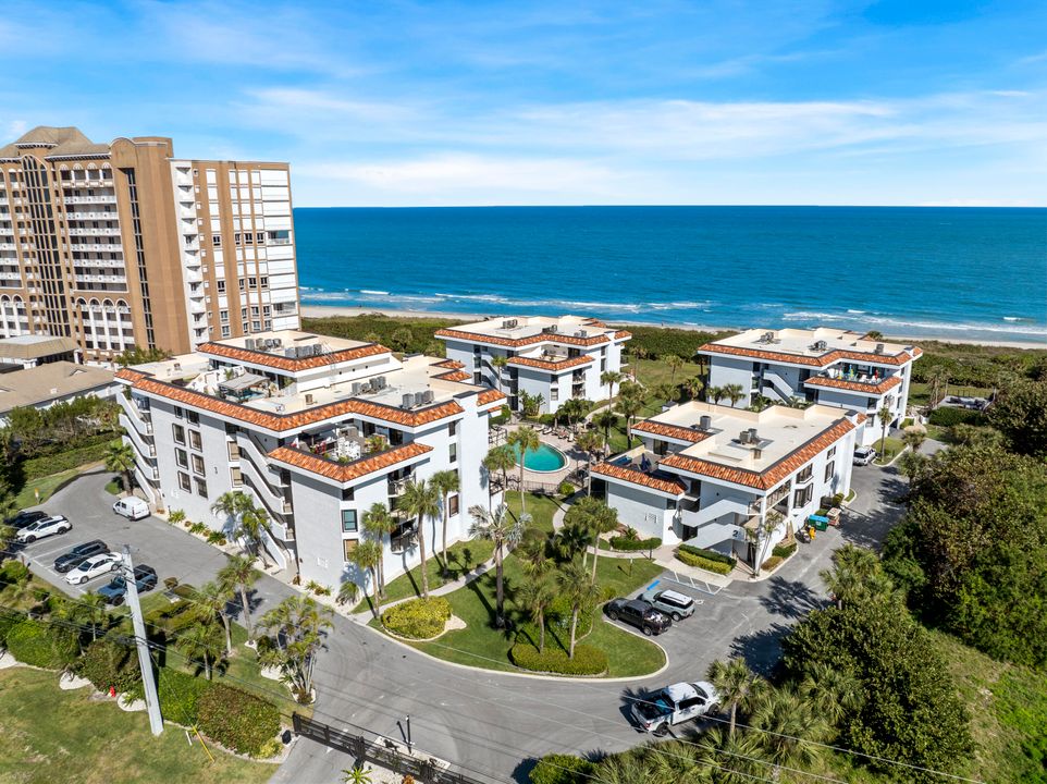 Activo con contrato: $375,000 (3 camas, 3 baños, 1919 Pies cuadrados)