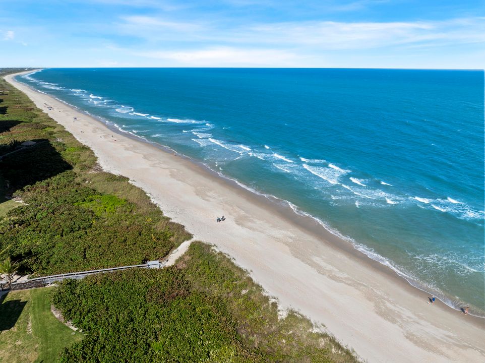 Activo con contrato: $375,000 (3 camas, 3 baños, 1919 Pies cuadrados)