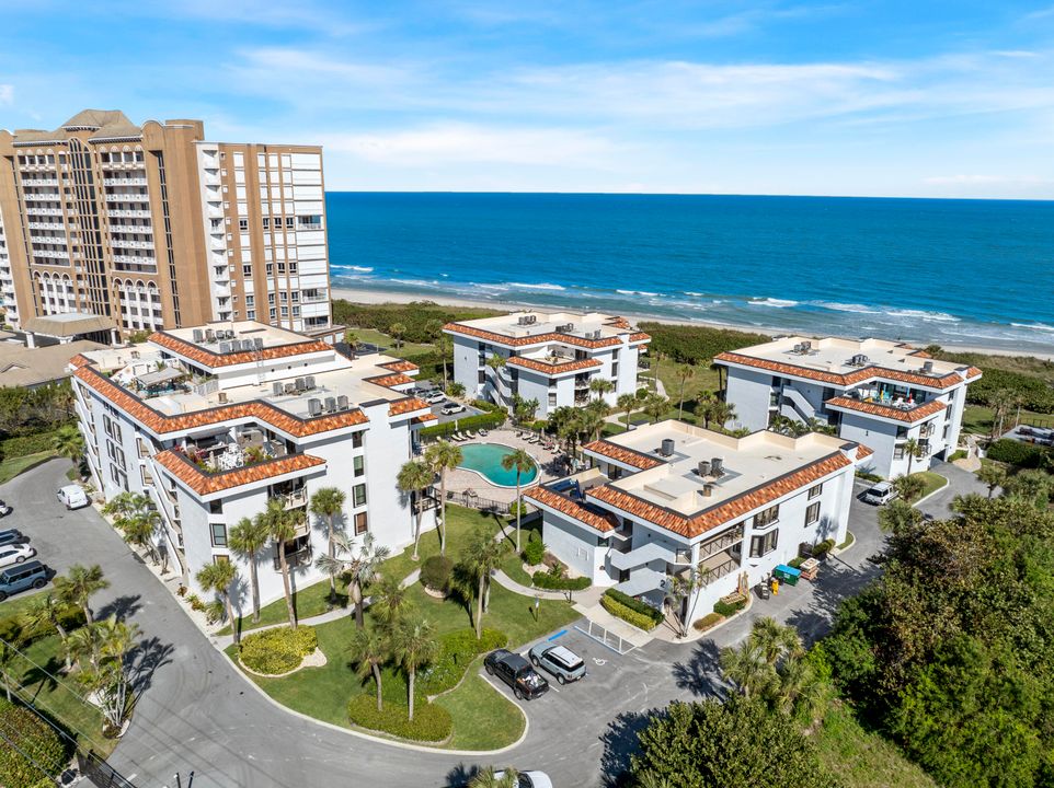 Activo con contrato: $375,000 (3 camas, 3 baños, 1919 Pies cuadrados)