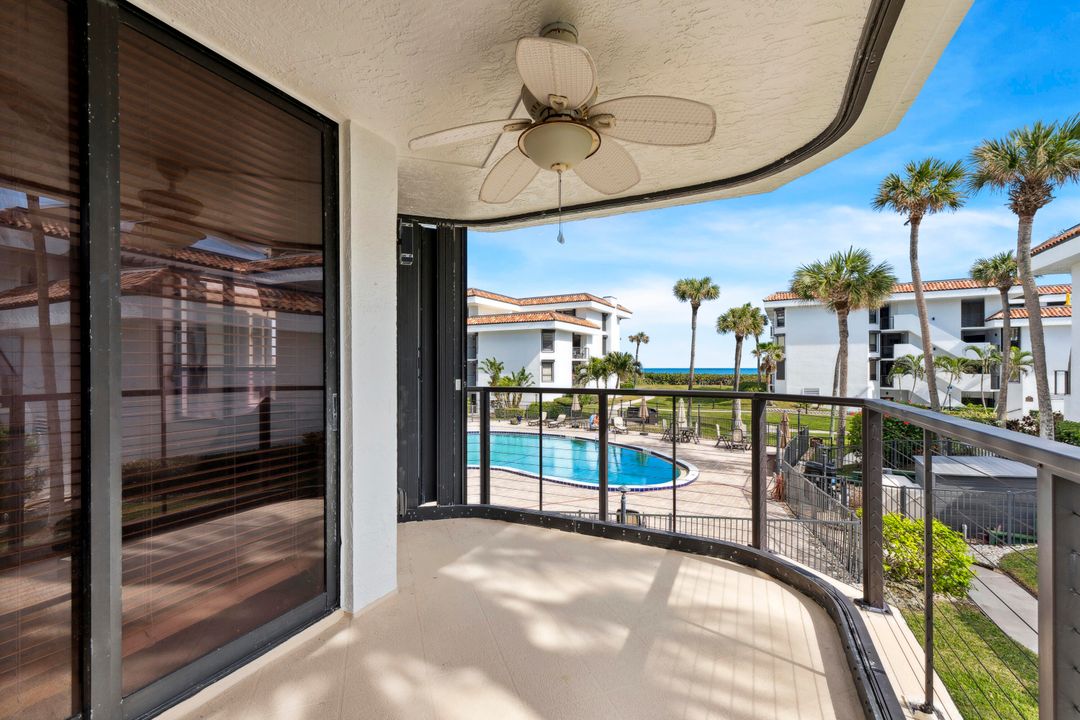 Activo con contrato: $375,000 (3 camas, 3 baños, 1919 Pies cuadrados)