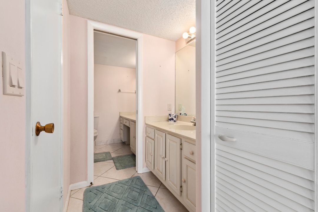 Activo con contrato: $375,000 (3 camas, 3 baños, 1919 Pies cuadrados)