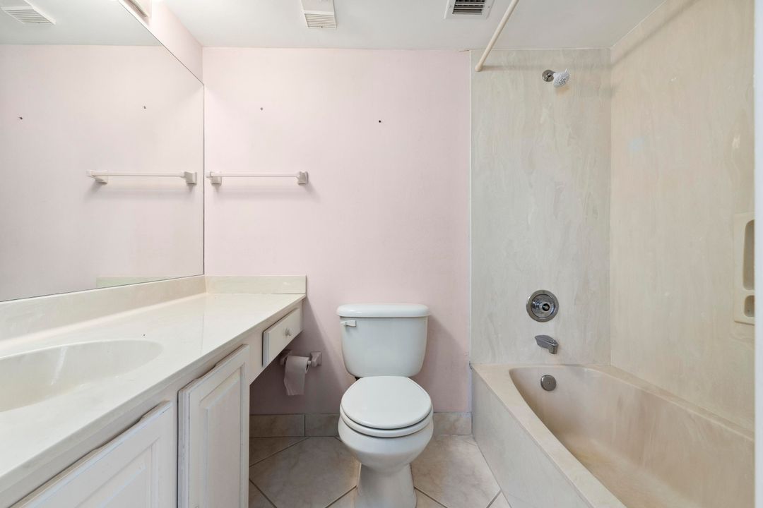 Activo con contrato: $375,000 (3 camas, 3 baños, 1919 Pies cuadrados)